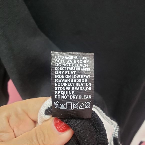 NWT BEREK Colorblock Black and White Santa Sweater - Picture 8 of 8